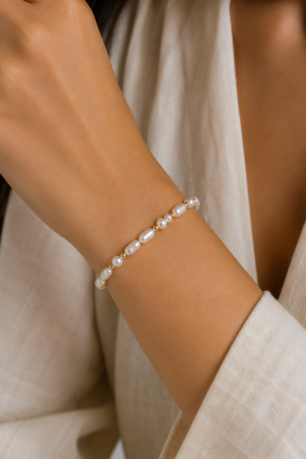 Luna Pearl Bracelet
